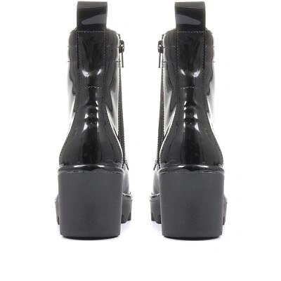 Pre-owned Fly London Womens Patent Leather Wedge Boots