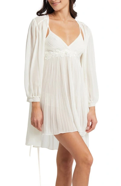 Rya Collection True Love Pleated Floral Applique Chemise In Ivory