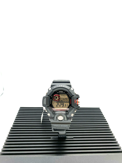 Pre-owned G-shock Casio  Rangeman Triple Sensor Tough Solar Power Watch Gw9400-1