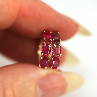 Pre-owned Jewelry By Arsa 1.5 Ctw Natural Deep Red Ruby 14k Yellow Gold Huggie 3 Stone Hoop Earrings 15 Mm