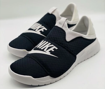 Nike benassi slip on hot sale