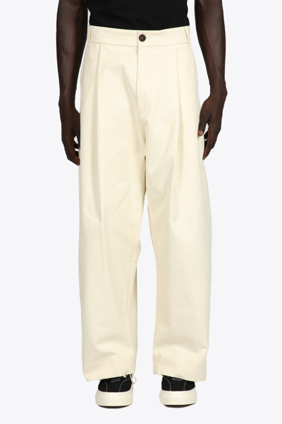 Shop Studio Nicholson Deep Pleat Volume Pant Cream Cotton Volume Pant With Front Pleat - Sorte In Crema