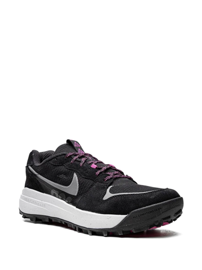 Nike Black Lowcate Sneakers In Black