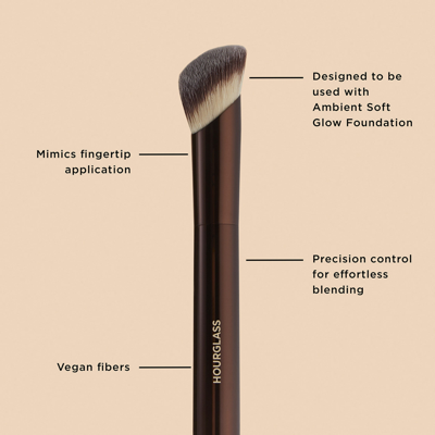 Hourglass Ambient Soft Glow Foundation Brush - Bronze In Default Title