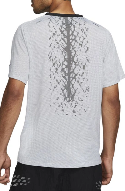 Shop Nike Dri-fit Advanced Run Division Techknit T-shirt In Black/ Football Grey/ White