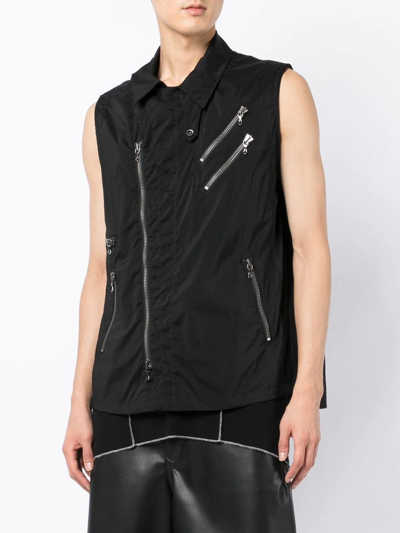 Shop Julius Multiple-pocket Zip-up Gilet In Schwarz