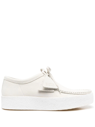 Shop Clarks Originals Wallabee Logo-tag Lace-up Shoes In Weiss