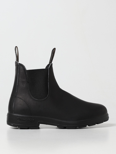 Shop Blundstone Flat Ankle Boots  Woman In Black