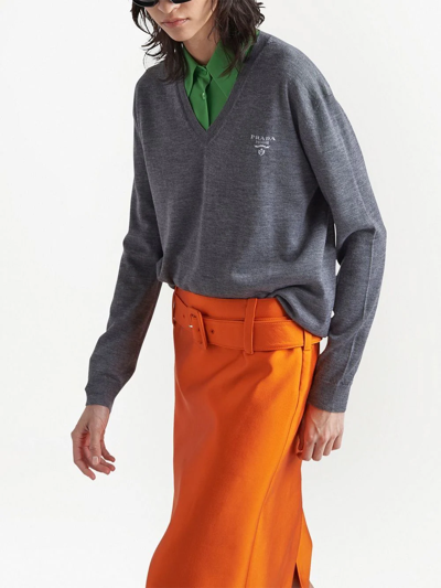 Prada V-neck Cashmere Jumper In Grau