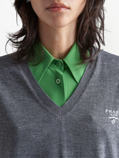 Prada V-neck Cashmere Jumper In Grau