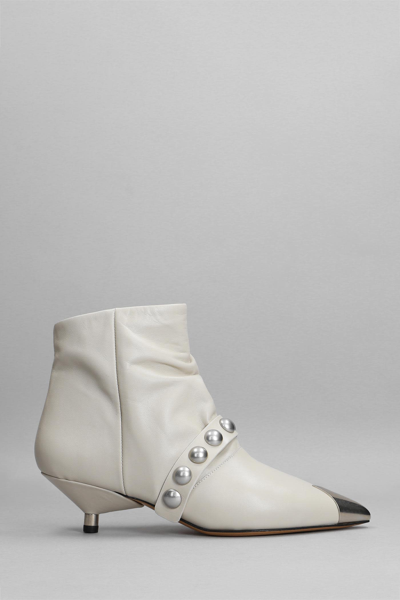 Isabel Marant Donatee Low Heels Ankle Boots In Beige Leather In White