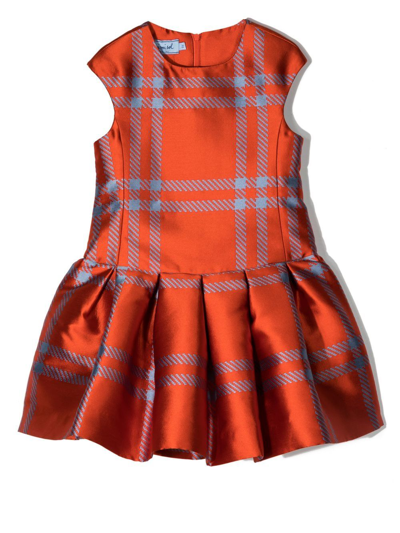 Shop Mi Mi Sol Check-print Midi Dress In 橘色