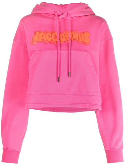 Shop Jacquemus Le Sweatshirt Pate À Modeler Cropped Hoodie In Pink