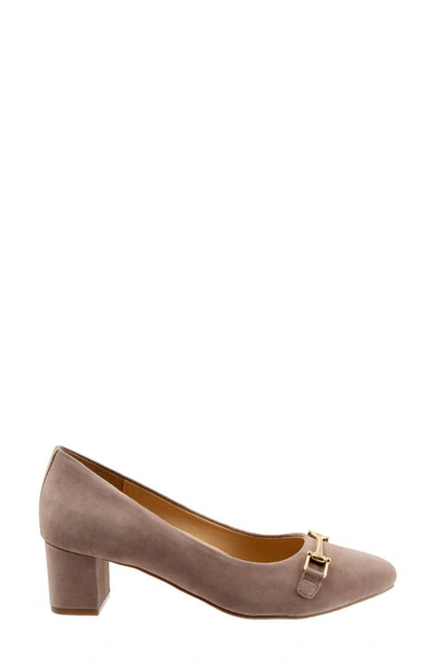 Shop Trotters Kenzie Pump In Taupe Suede