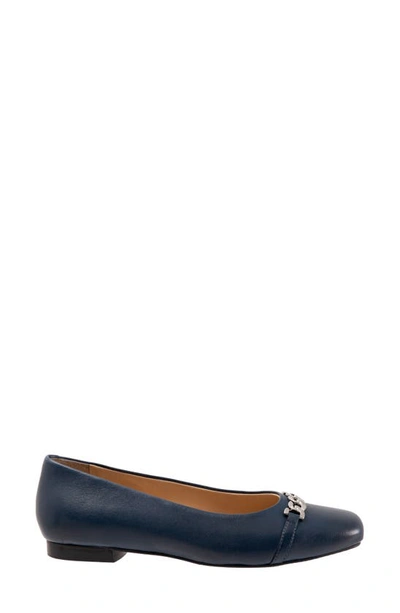 Trotters Harmony Flat In Navy