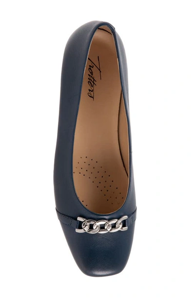 Trotters Harmony Flat In Navy