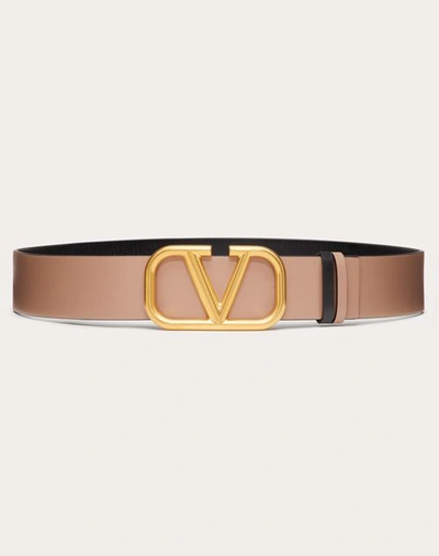 Shop Valentino Garavani Reversible Vlogo Signature Belt In Glossy Calfskin 40 Mm Woman Smokey Brown/black