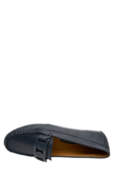 Vaneli Aiker Driving Loafer In Navy