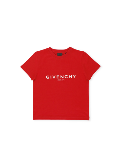 Shop Givenchy Reverse Logo T-shirt In Rosso Vivo