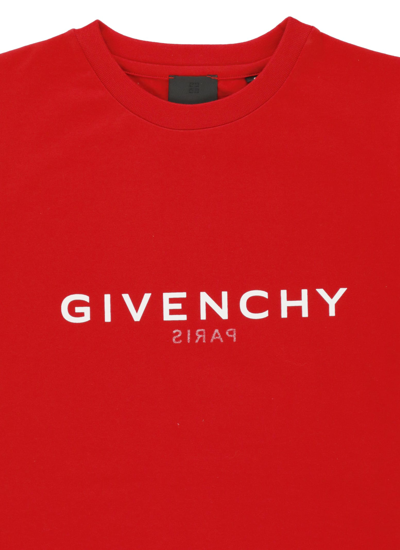 Shop Givenchy Reverse Logo T-shirt In Rosso Vivo