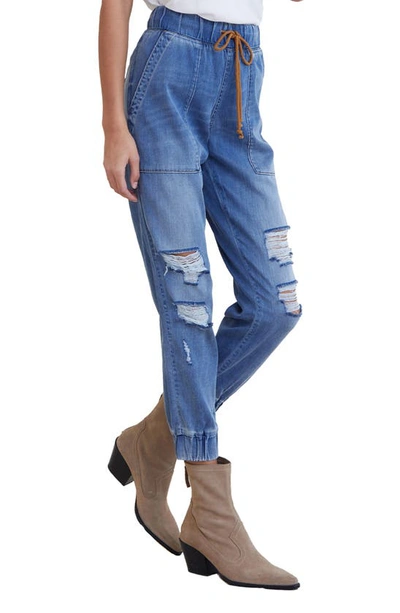 Bella Dahl Ripped High Waist Denim Joggers In Venice Wash