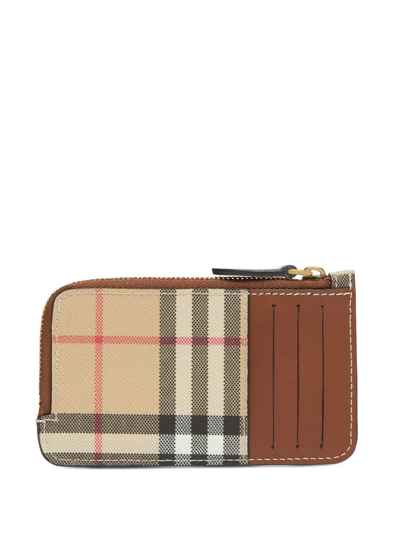 Shop Burberry Vintage Check Zipped Card Case In Neutrals