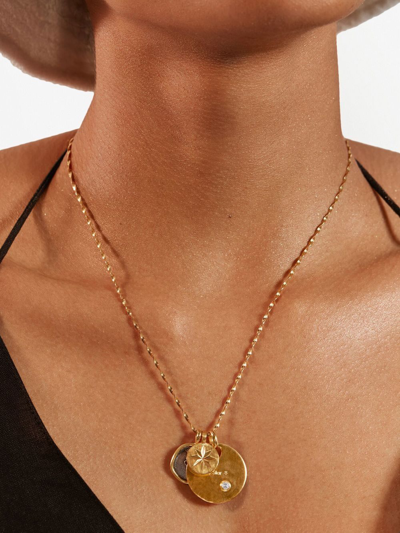 Monica Vinader Guiding Star Round Pendant In Gold
