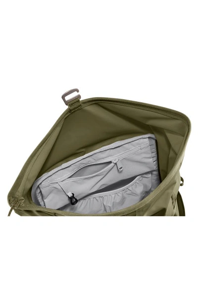 Fjall Raven High Coast 24-liter Waterproof Foldsack In Green