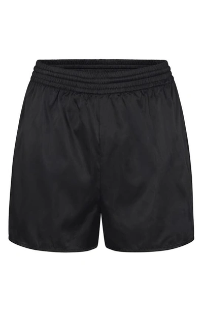 Shop Skims Utility Sport Loose Shorts In Onyx