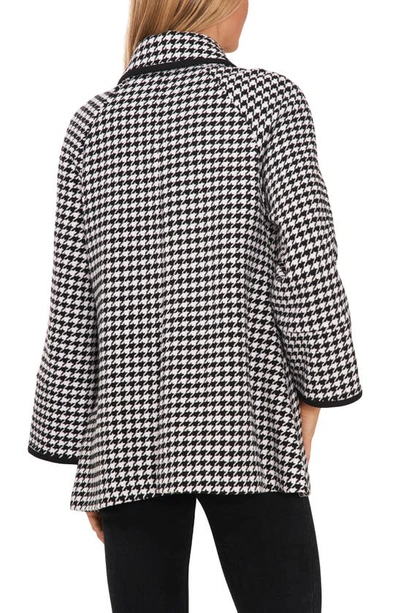 Cece Houndstooth Cape Jacket In Rich Black