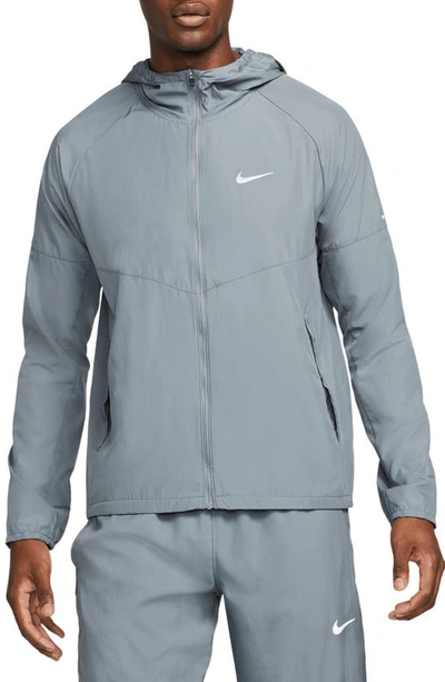 Nike Men's Miler Repel Running Jacket In Grey | ModeSens