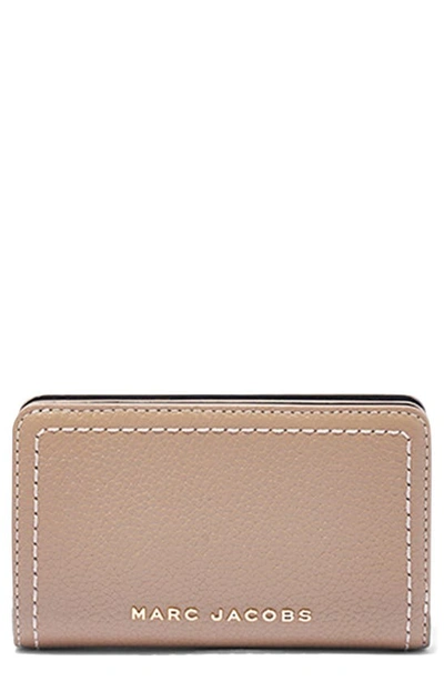 Shop Marc Jacobs Topstitched Compact Zip Wallet In Peach Whip