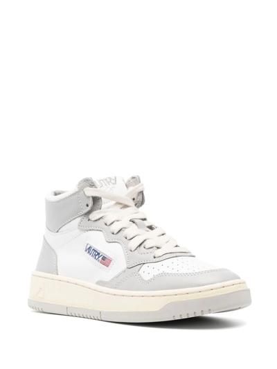 Autry Leather Mid-top Sneakers Contrast Sole In Weiss