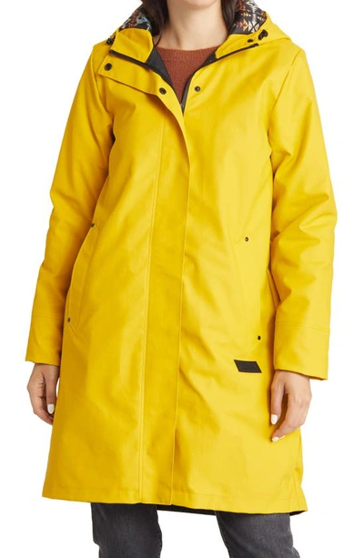 Shop Pendleton Victoria Insulated Raincoat In Yellow