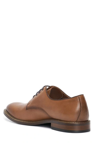 Vince Camuto Lyre Leather Derby In Cognac/brown Shhgrg