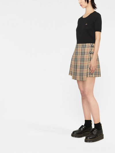 Vivienne Westwood Classic Orb T-shirt In Black