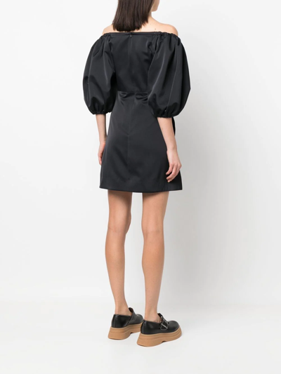 露肩泡泡袖迷你连衣裙