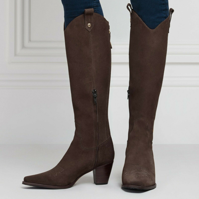 Pre-owned Fairfax & Favor - The Knee High Rockingham - Chocolate