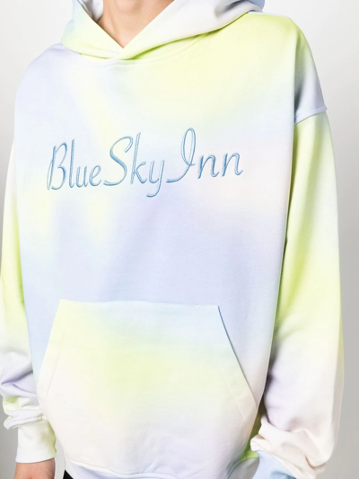 Blue Sky Inn Logo-embroidered Tie Dye Hoodie In Blau