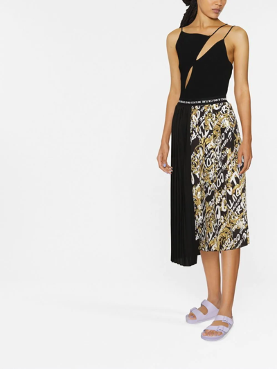 Shop Versace Jeans Couture Garland Logo-print Pleated Skirt In Black