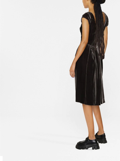 Shop Aspesi Cap-sleeve Velvet-effect Dress In 灰色