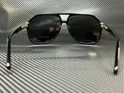 Pre-owned Gucci Gg1042s 001 Black Aviator 60 Mm Men's Sunglasses In Gray