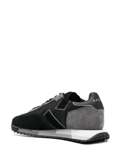 Shop Ghoud Rush Low-top Sneakers In Schwarz