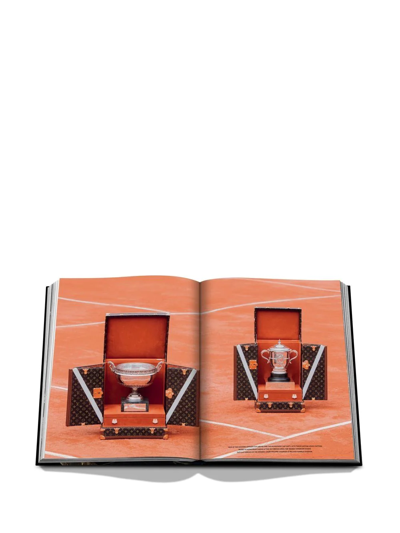 Shop Assouline Louis Vuitton Trophy Trunks Book In Schwarz