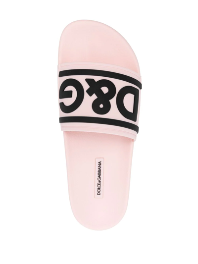 Shop Dolce & Gabbana Logo-print Rubber Slides In Rosa