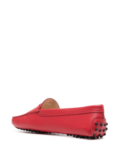 Shop Tod's Gommino Hammered-leather Loafers In Rot