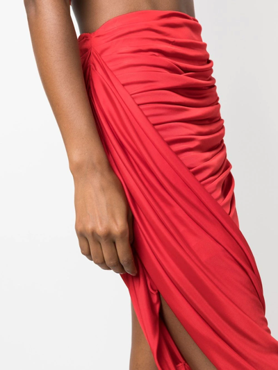 Shop Andreädamo Ruched Asymmetric Bodycon Skirt In Rot