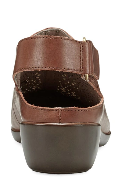 Easy Spirit Women's Dawn Slingback Block Heel Casual Clogs Women's Shoes In Medium Brown