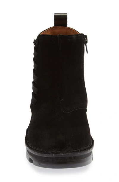 On Foot Zen Boot In Black