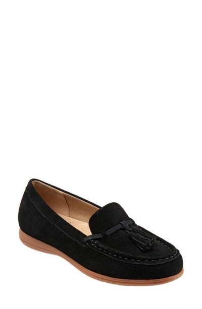 Shop Trotters Dawson Tassel Loafer In Black Suede